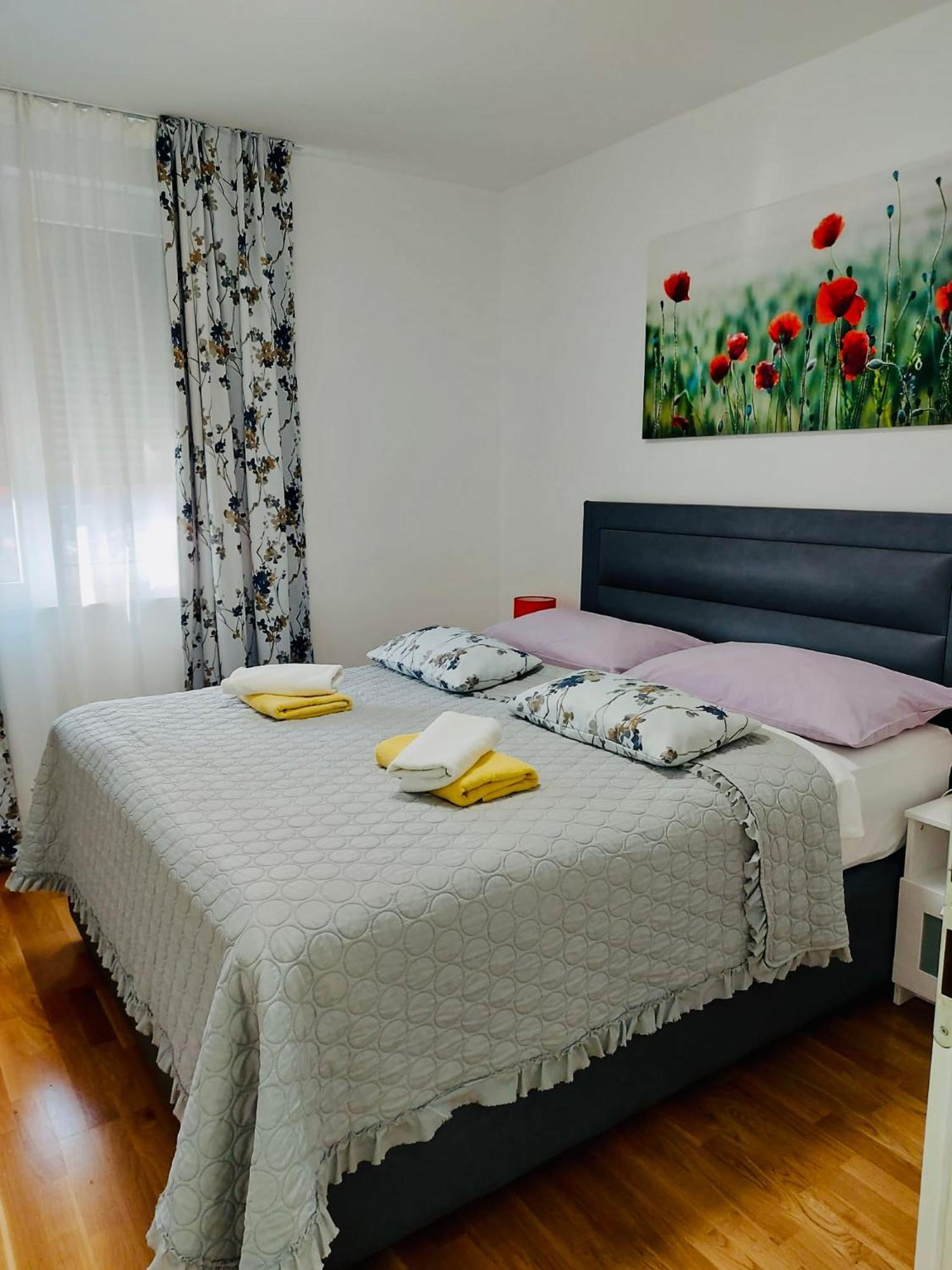 West Residence Luxury Apartment- Parking In Garage Zagreb Luaran gambar